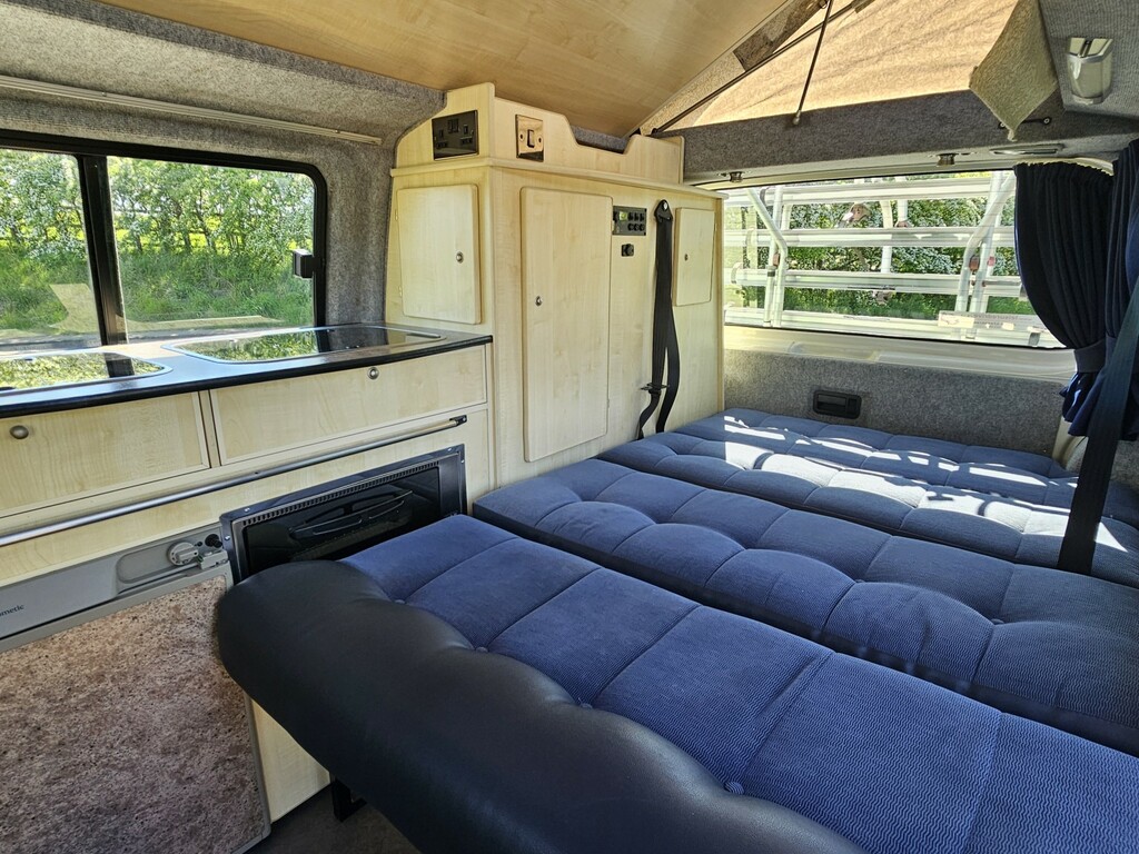 Volkswagen Campervan Panel Van T28 Trendline Swb Pv 102 E4 2007 Blue #15