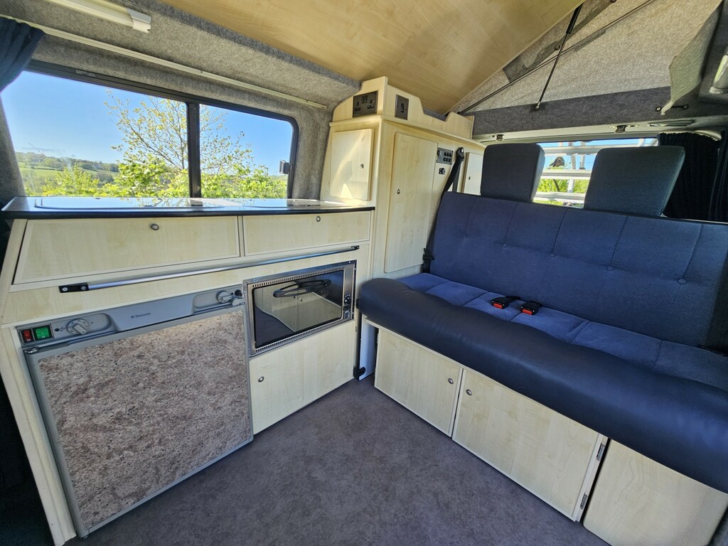 Volkswagen Campervan Panel Van T28 Trendline Swb Pv 102 E4 2007 Blue #12
