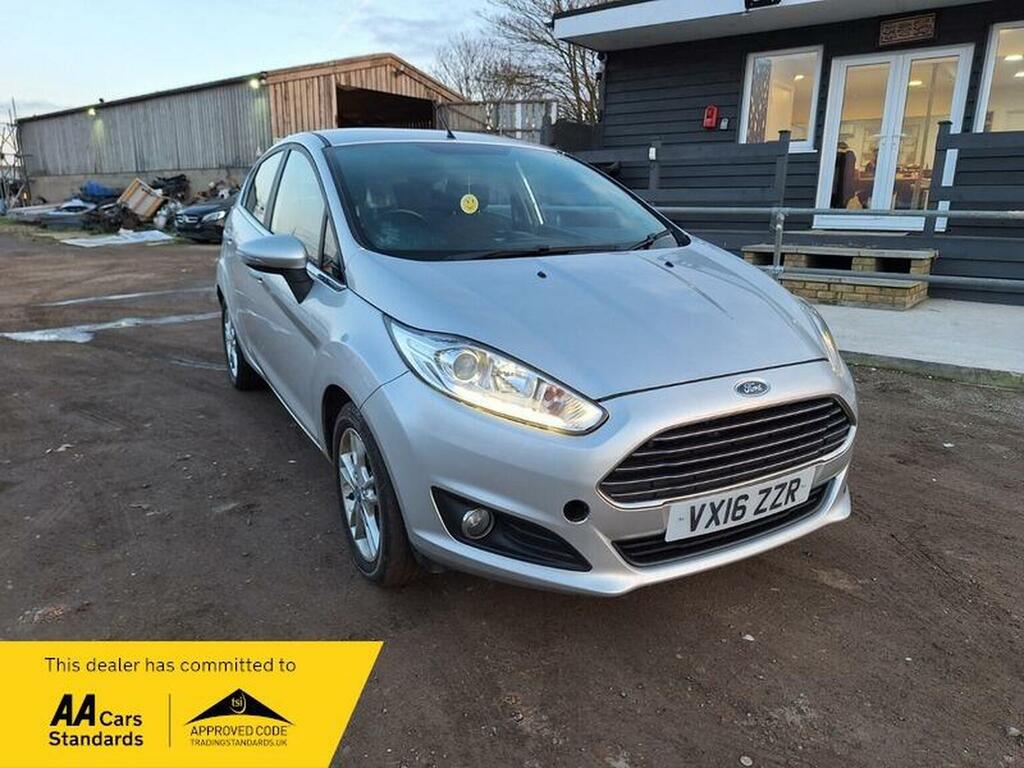 Ford Fiesta Hatchback 1.0 Zetec Euro 5 Ss 201616 VX16ZZR Silver