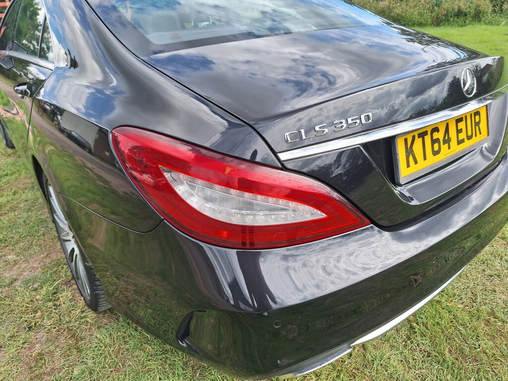 Mercedes-Benz CLS Cls220 Bluetec Amg Line Red #13