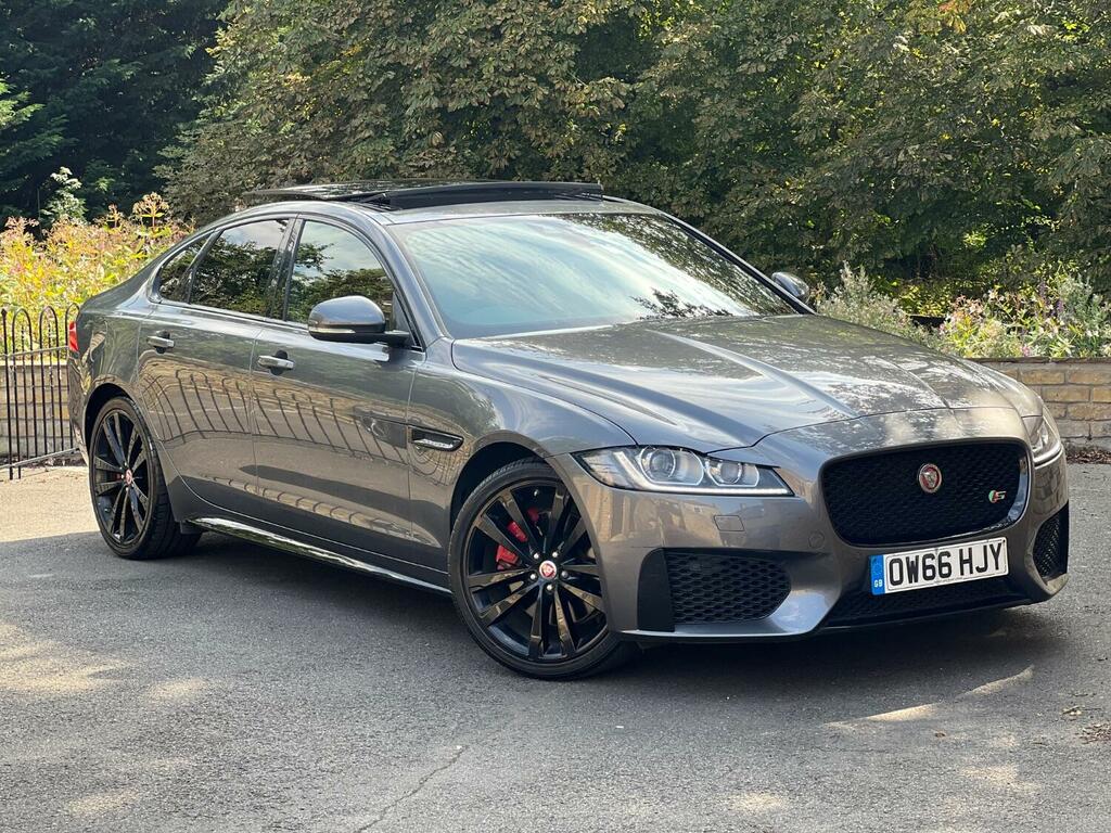 Jaguar XF Saloon 3.0 D V6 S 2017 Grey #2