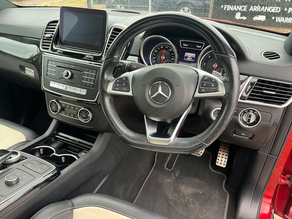 Mercedes-Benz GLE Class Suv 3.0 Gle350d V6 Amg Line 2016 Red #5