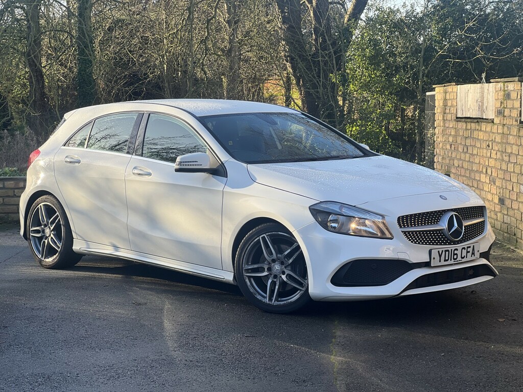 Mercedes-Benz A Class Hatchback 2.1 A220d Amg Line 2016 YD16CFA White #2