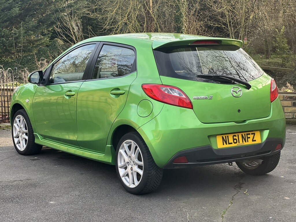 Mazda 2 Hatchback 1.3 Tamura 2011 NL61NFZ Green #4