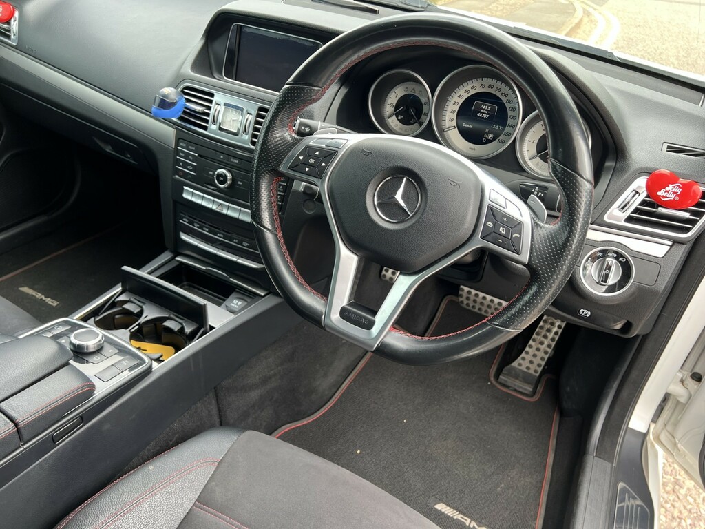 Mercedes-Benz E Class Convertible 3.0 E350d V6 Bluetec Amg Line 2016 LT16NZZ White #6
