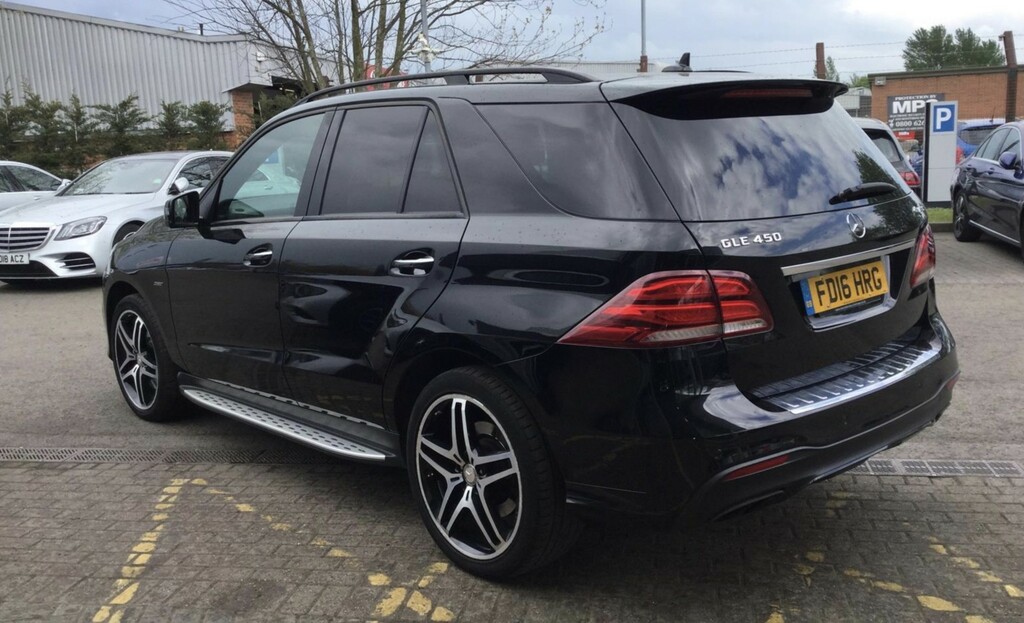 Mercedes-Benz GLE Class 3.0 Gle450 V6 Amg Designo Line Black #2