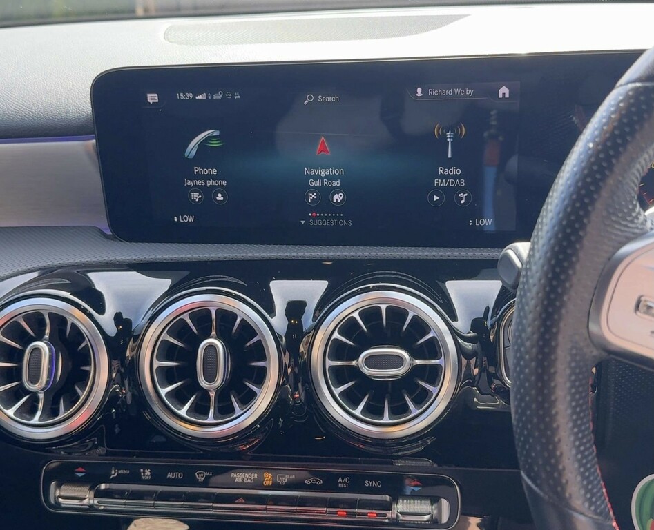 Mercedes-Benz A Class 1.5 A180d Amg Line Black #3