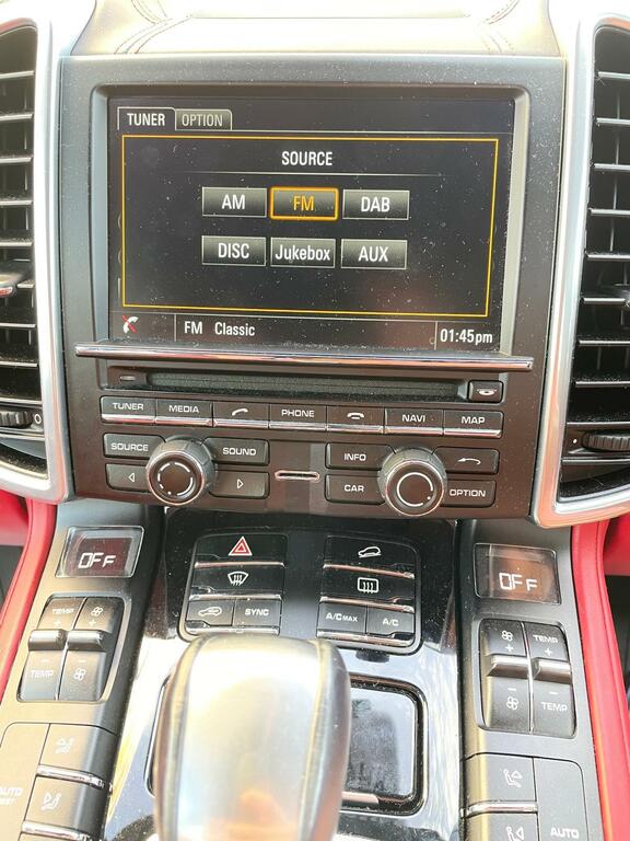 Porsche Cayenne 3.0 D V6 Tiptronic S 262 Bhp White #31