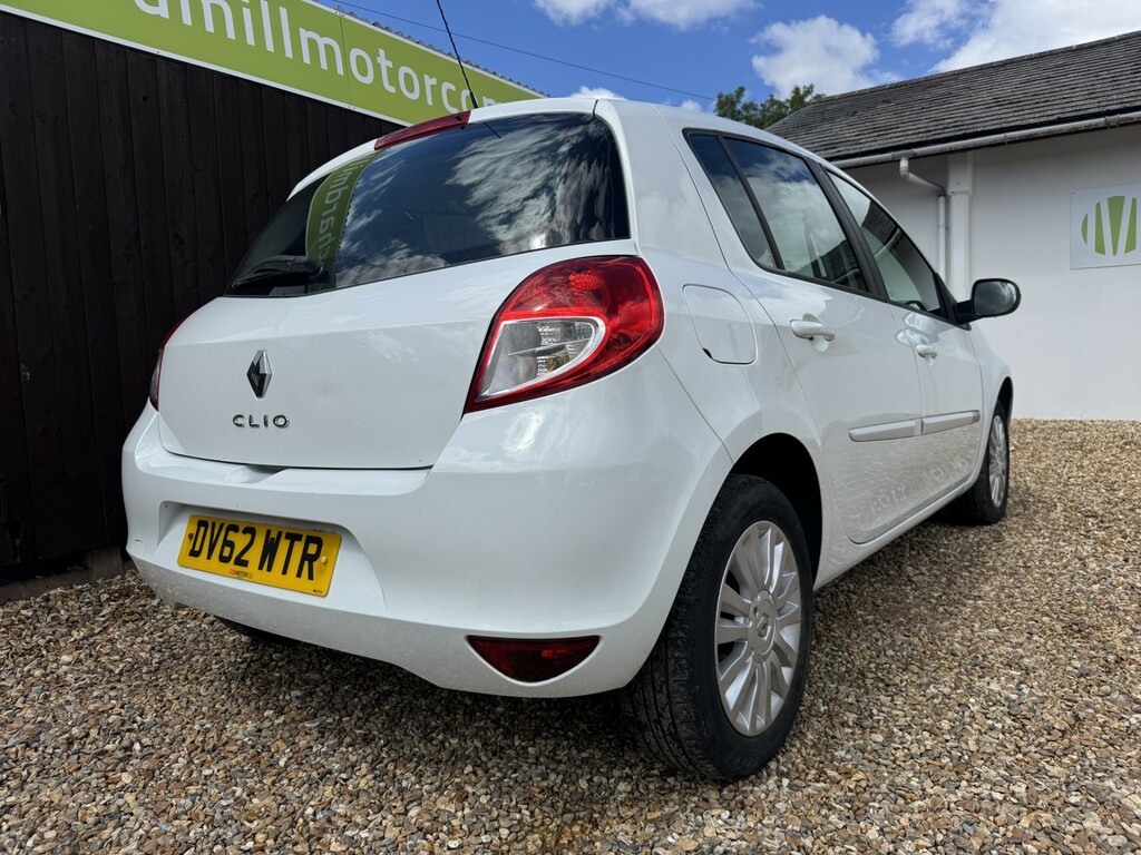 Renault Clio Hatchback 1.2 Expression 2012 DV62WTR White #5