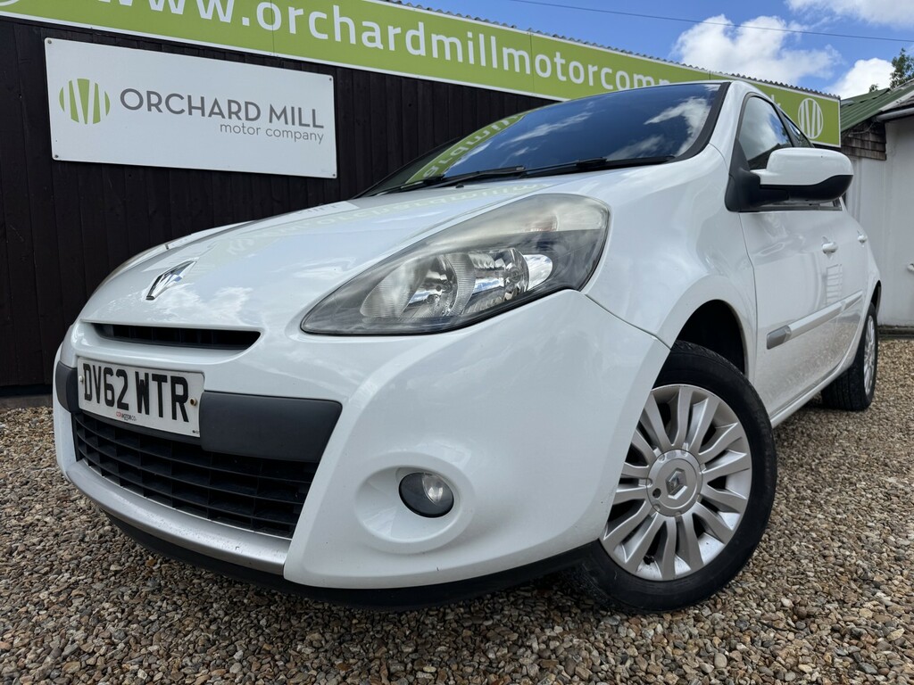 Renault Clio Hatchback 1.2 Expression 2012 White