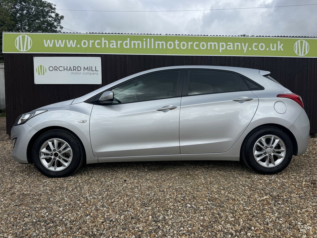 Hyundai I30 Hatchback 1.4 Active 2014 Silver #3