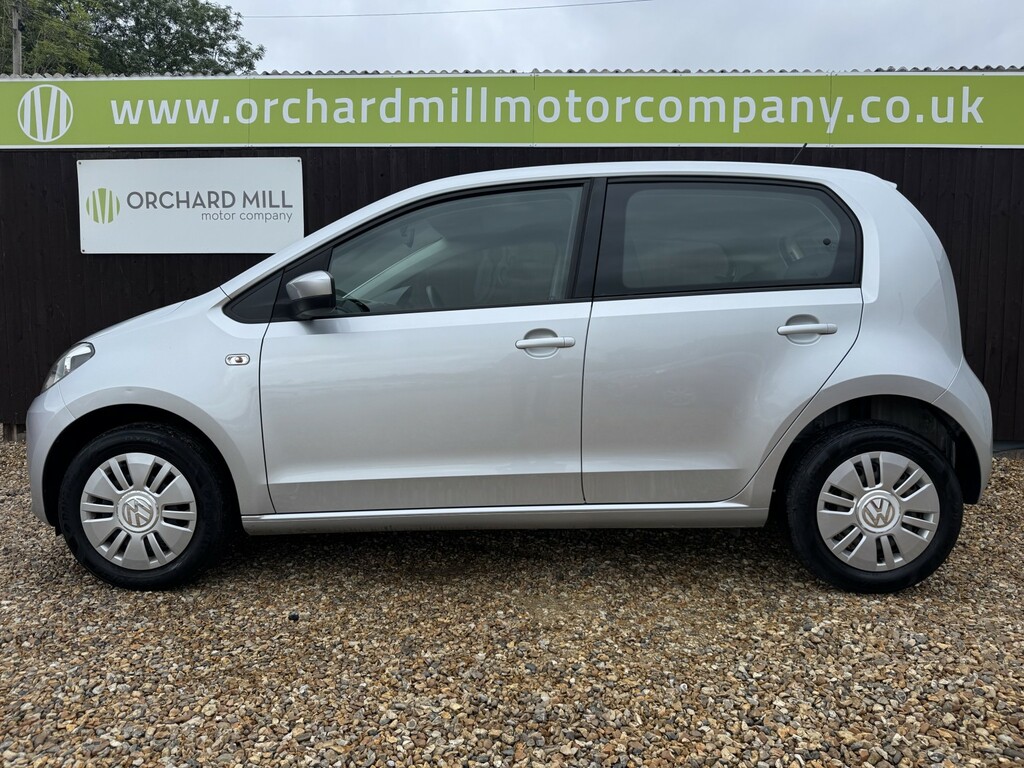 Volkswagen Up Hatchback 1.0 Move Up 2015 VU65ZVV Silver #3