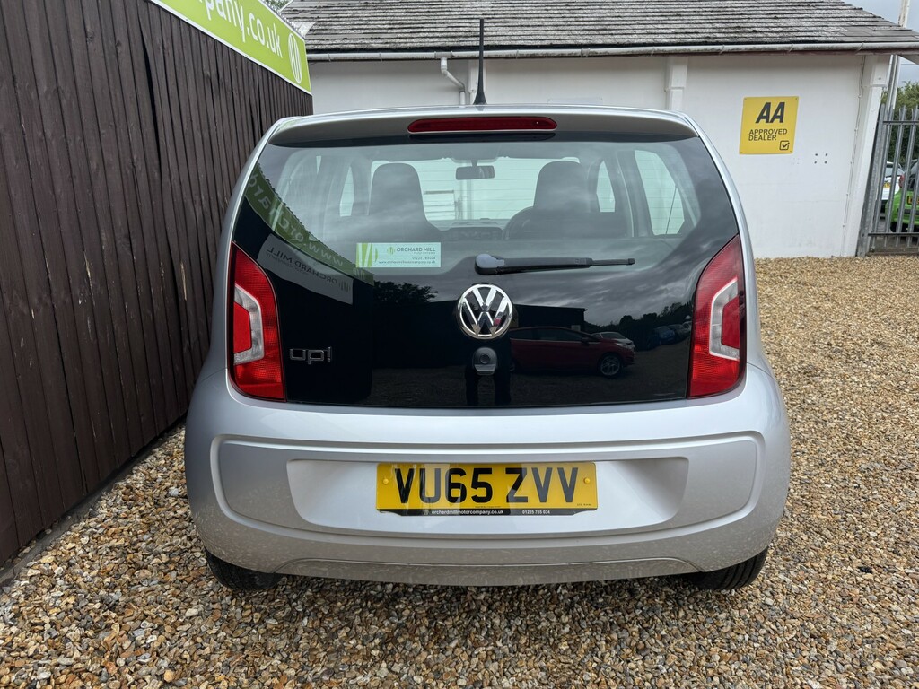 Volkswagen Up Hatchback 1.0 Move Up 2015 VU65ZVV Silver #5