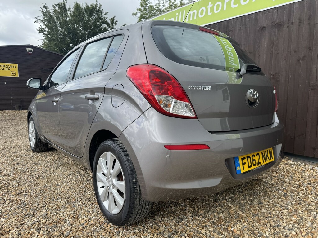 Hyundai I20 Hatchback 1.2 Active 2012 Grey #4