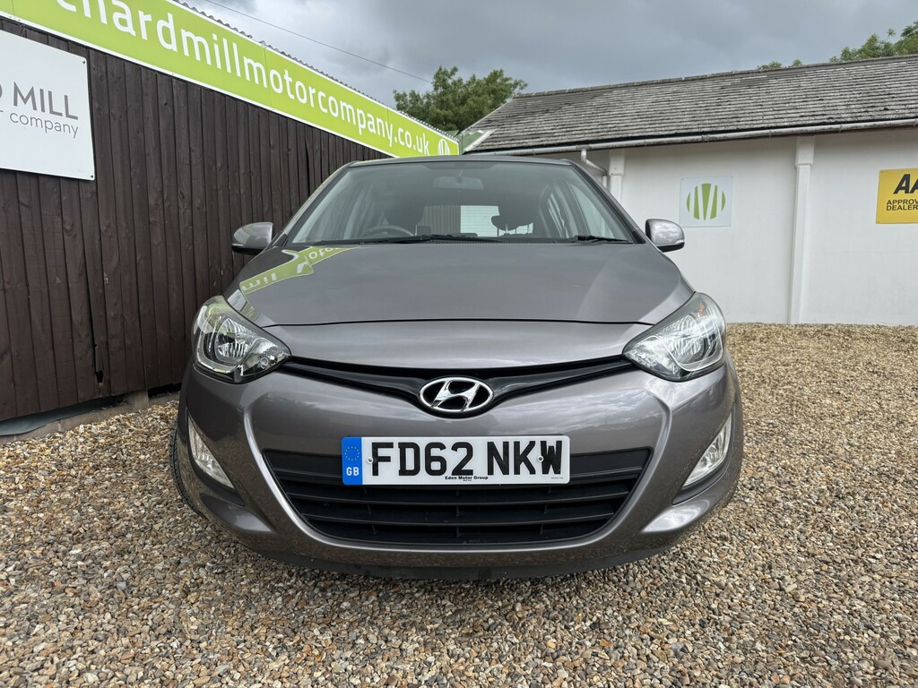 Hyundai I20 Hatchback 1.2 Active 2012 Grey #2