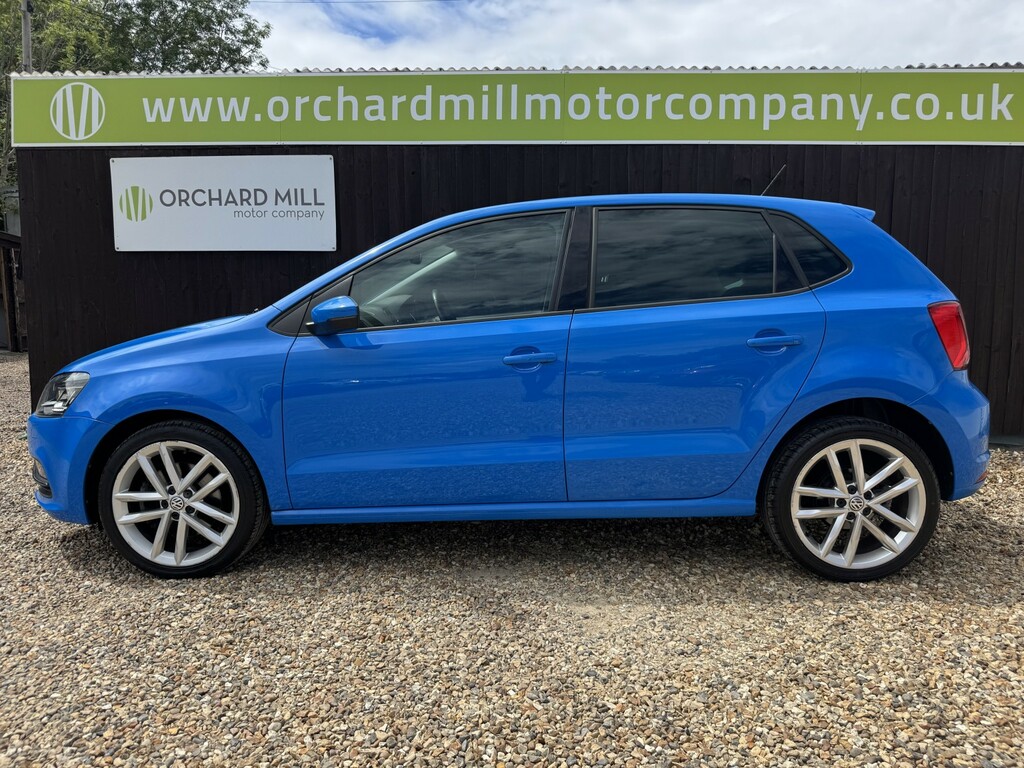 Volkswagen Polo Hatchback 1.2 Tsi Bluemotion Tech Sel 2015 WU65HYR Blue #3