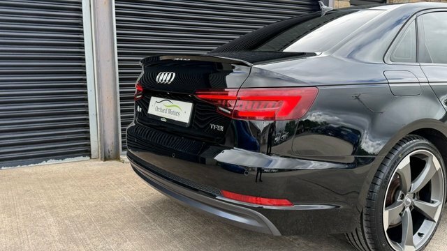 Audi A4 Tfsi S Line Saloon SV18KRE Black #4