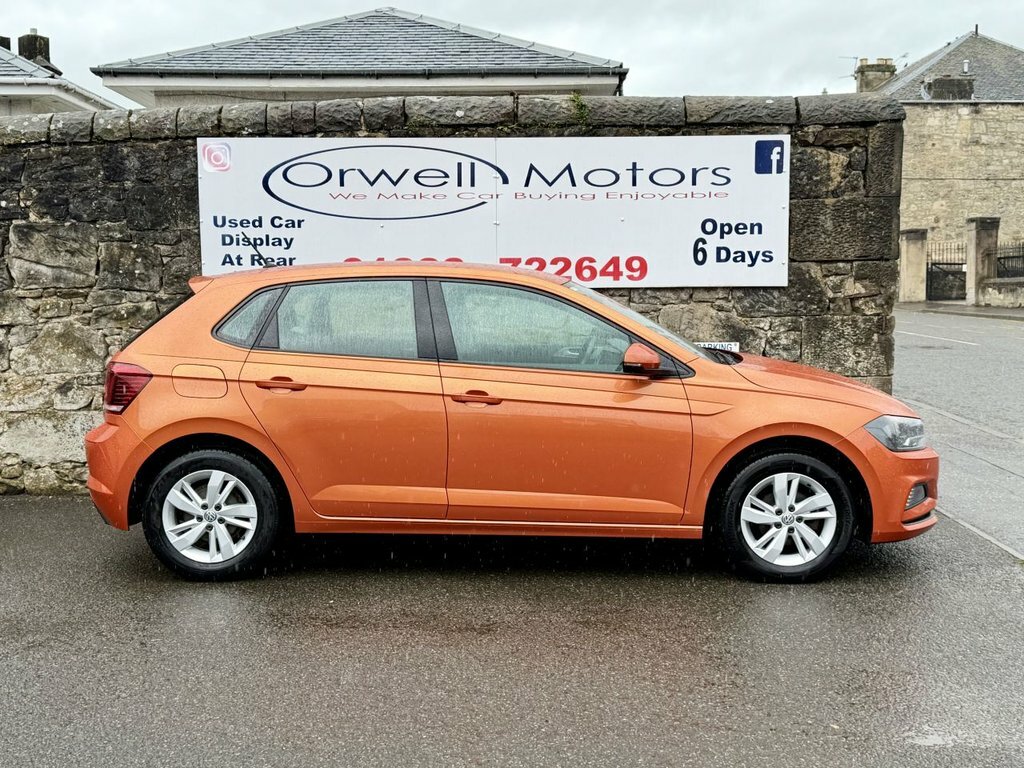 Volkswagen Polo 1L Se MJ67ZCU Orange #3