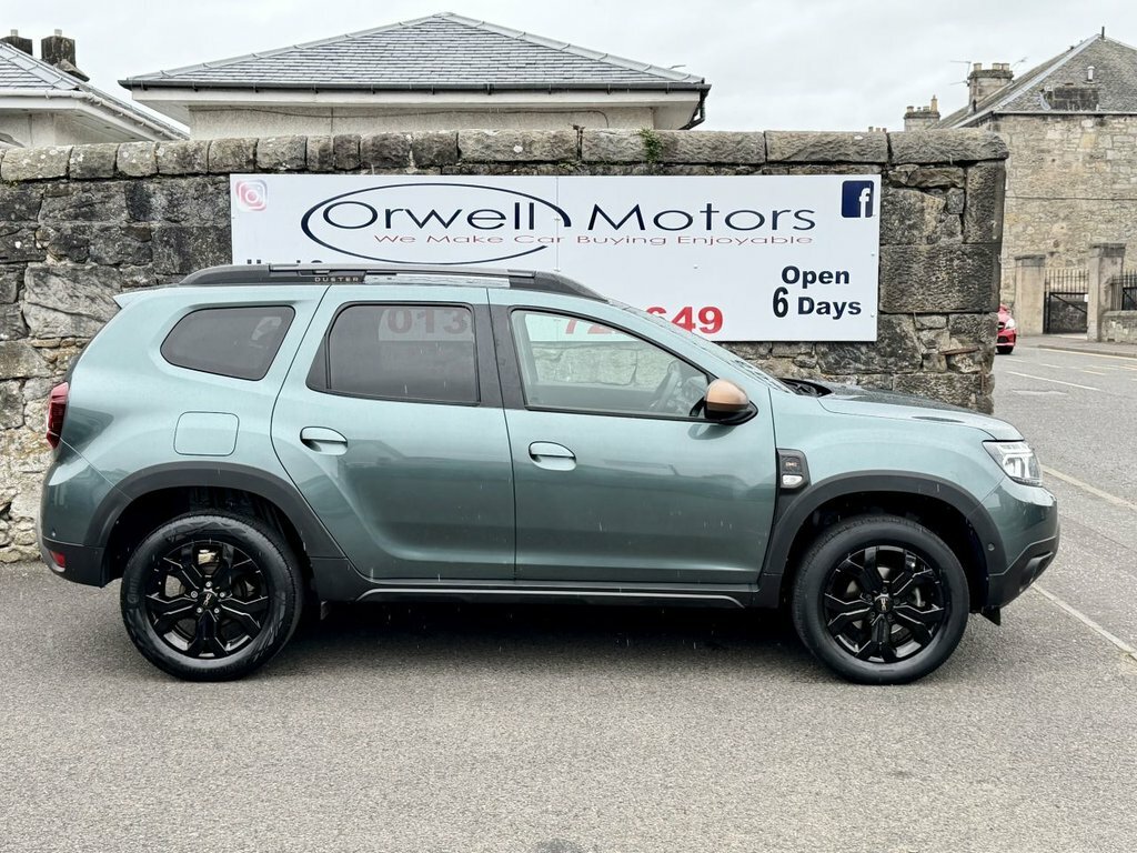 Dacia Duster 1.3L Extreme SM73XKC Green #3