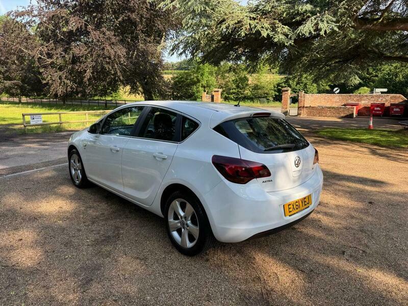 Vauxhall Astra 1.6 16V Sri Euro White #6