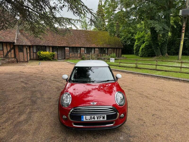 Mini Hatch 1.5 Cooper D Euro Red #3
