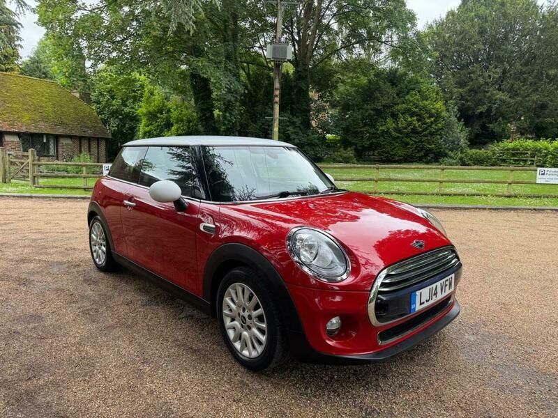Mini Hatch 1.5 Cooper D Euro Red #2