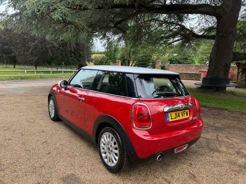 Mini Hatch 1.5 Cooper D Euro Red #4