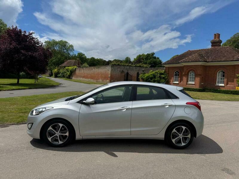 Hyundai I30 1.4 Blue Drive Se Silver #6