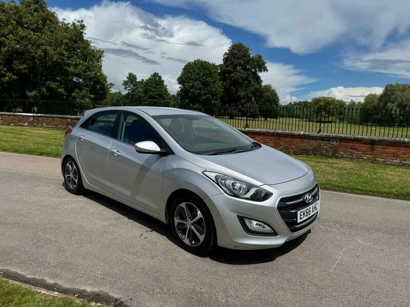Hyundai I30 1.4 Blue Drive Se Silver #2