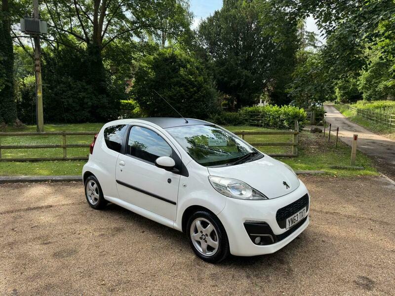 Peugeot 107 Active Red #15