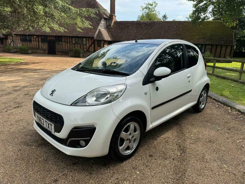 Peugeot 107 Active Red #10
