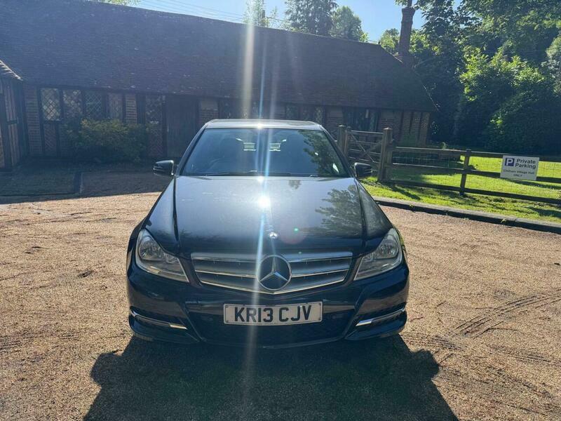 Mercedes-Benz C Class 1.6 C180 Blueefficiency Executive Black #3
