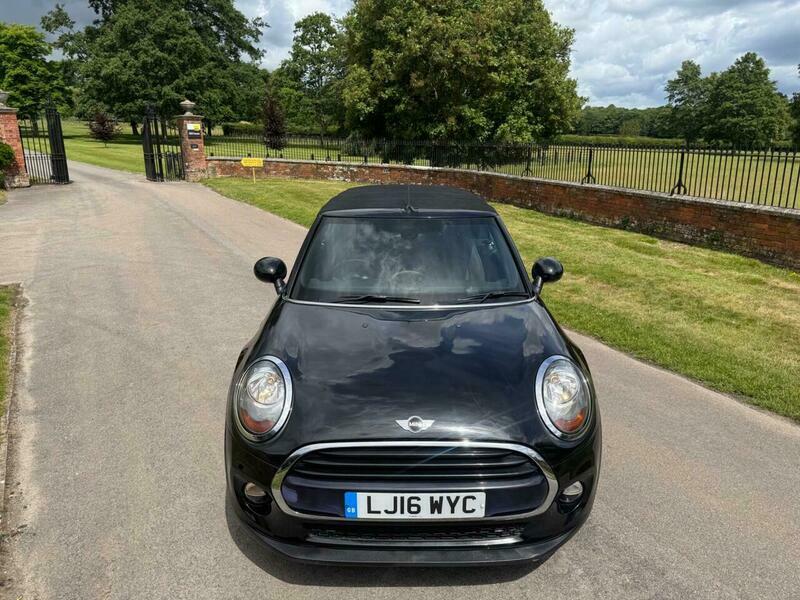 Mini Convertible 1.5 Cooper Euro 6 Black #3