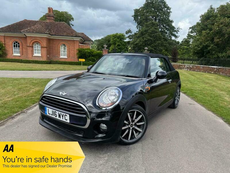 Mini Convertible 1.5 Cooper Euro 6 Black