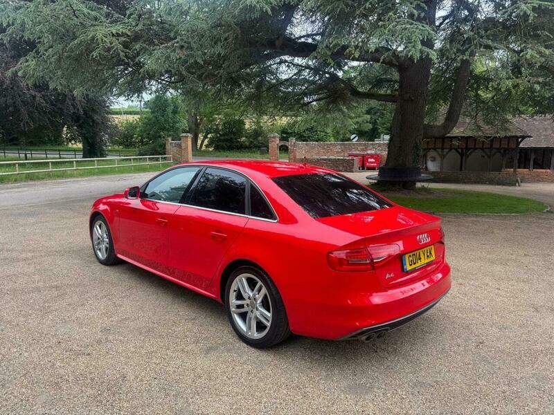 Audi A4 2.0 Tdi S Line Red #4