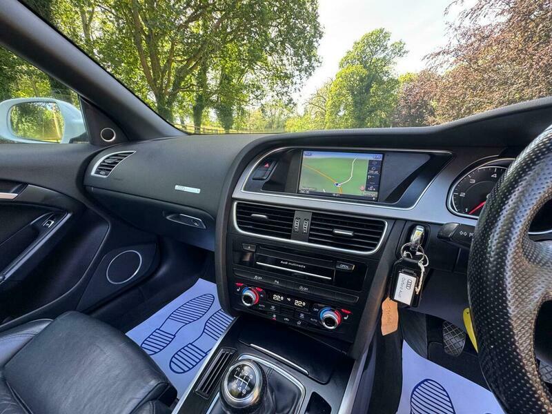 Audi A5 S5 Tfsi Quattro Black Blue #33