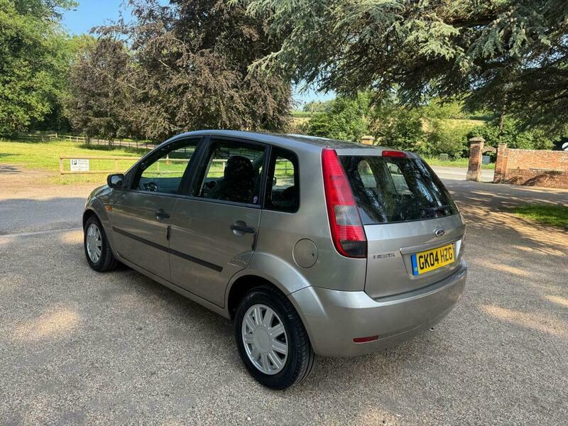 Ford Fiesta Hatchback 1.4 Zetec 200454 Green #7