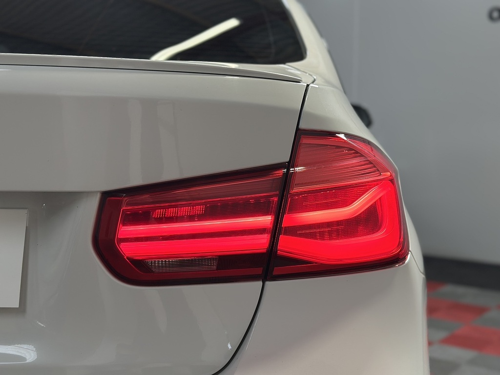 BMW 3 Series 320D Xdrive M Sport Black #37