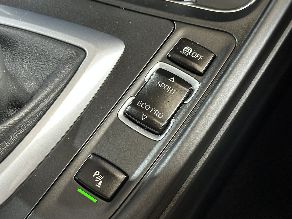 BMW 3 Series 320D Xdrive M Sport Black #27