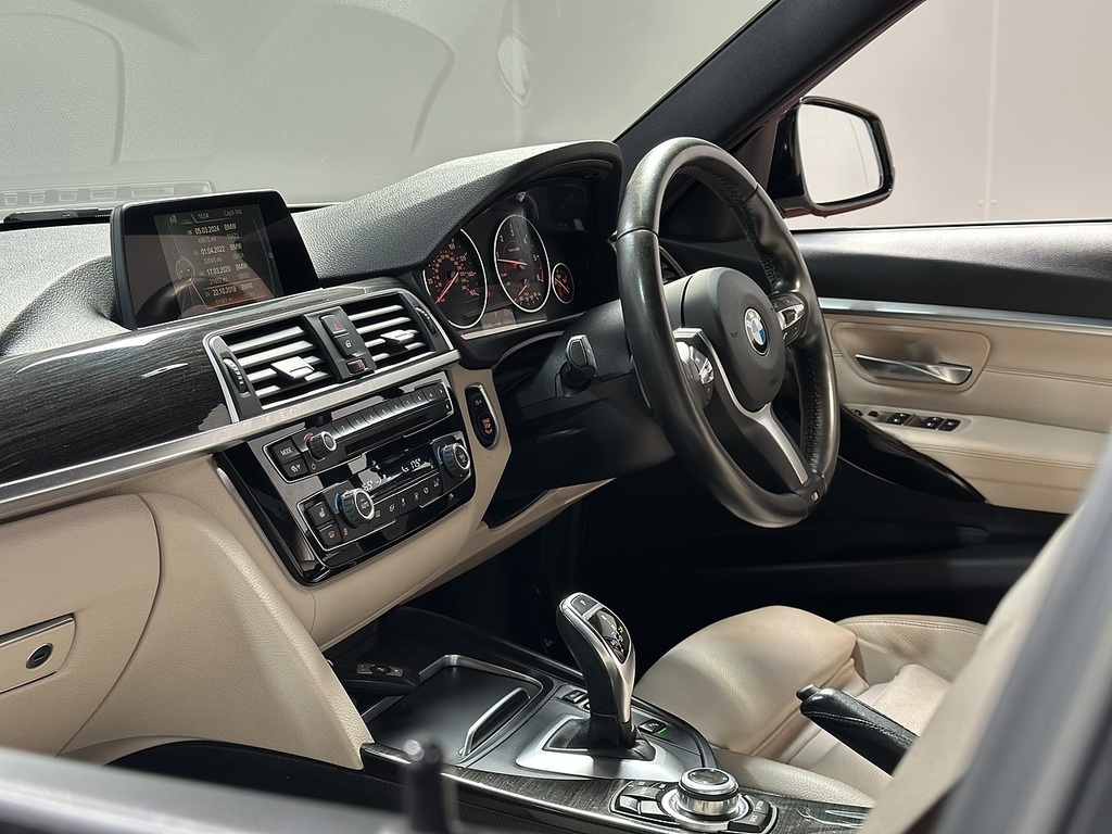 BMW 3 Series 320D Xdrive M Sport Black #64