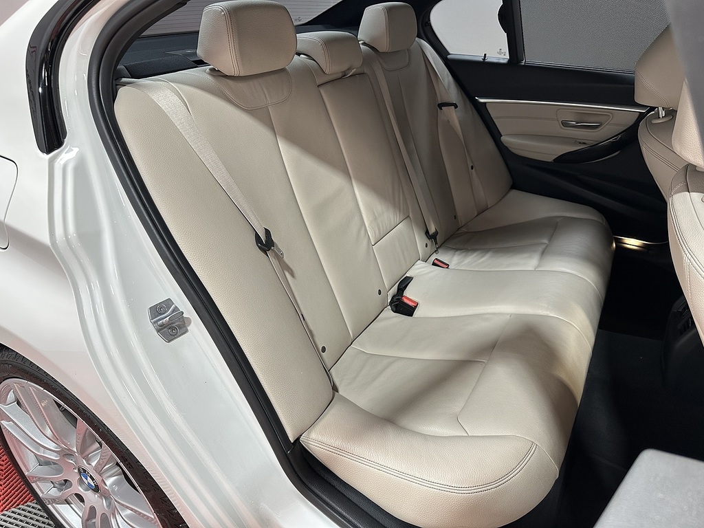BMW 3 Series 320D Xdrive M Sport Black #10