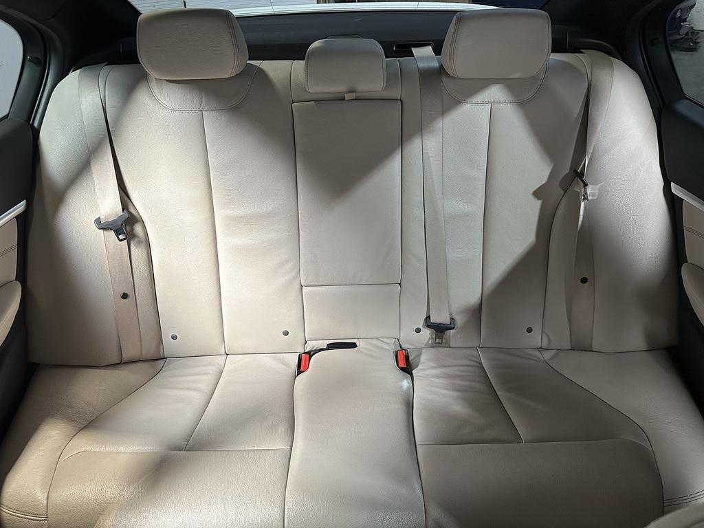 BMW 3 Series 320D Xdrive M Sport Black #16