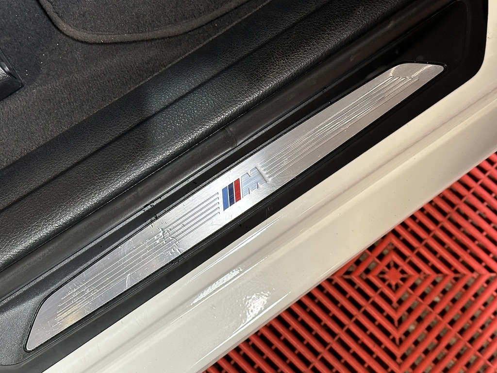 BMW 3 Series 320D Xdrive M Sport Black #42