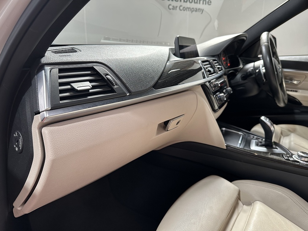 BMW 3 Series 320D Xdrive M Sport Black #45