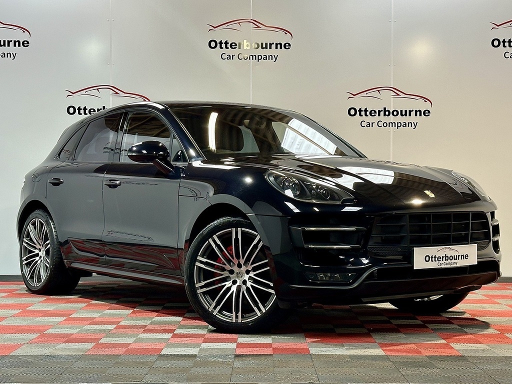 Porsche Macan T V6 Turbo Black