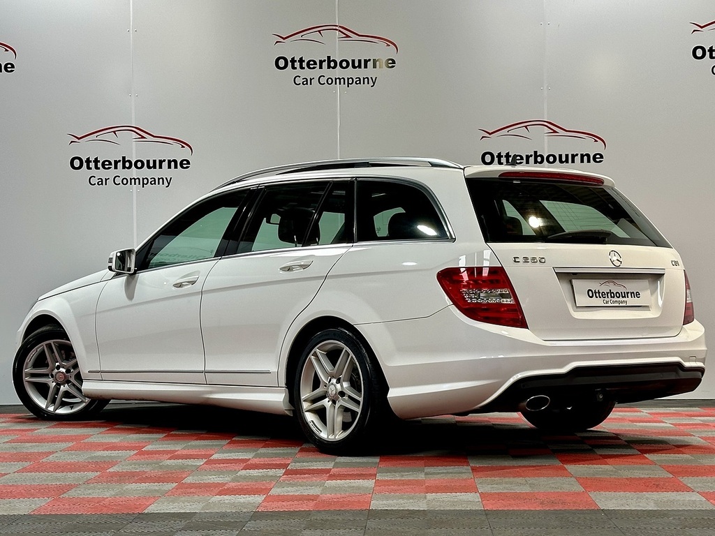 Mercedes-Benz C Class C250 Cdi Amg Sport Edition White #3