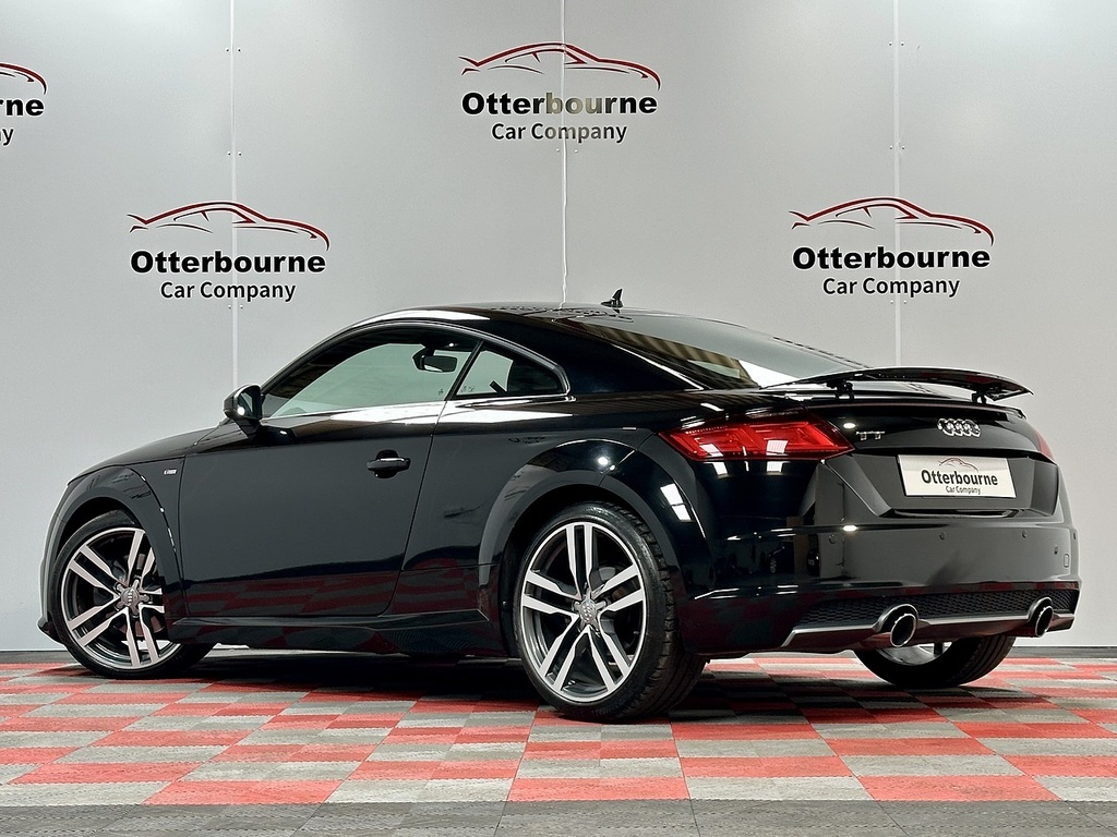 Audi TT Tfsi S Line Black #3