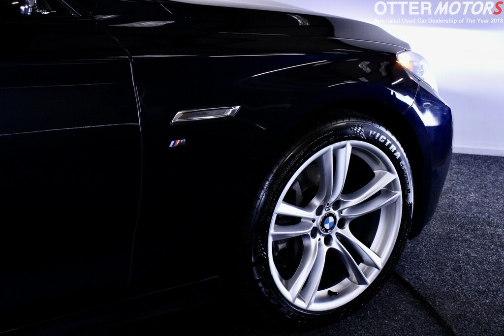 BMW 5 Series Gran Turismo 530D Luxury White #12