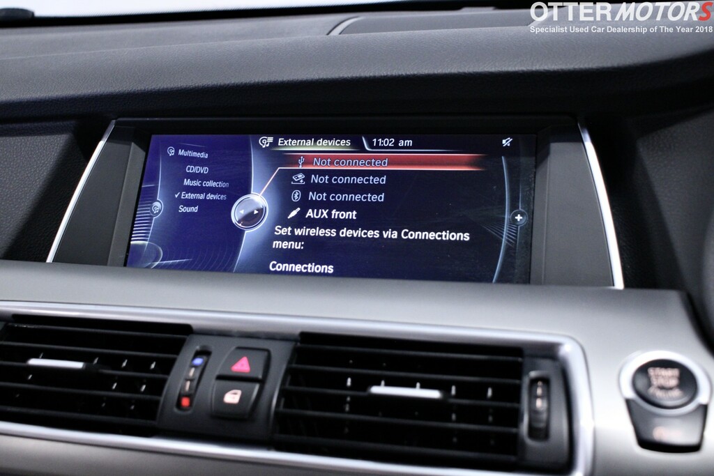 BMW 5 Series Gran Turismo 530D Luxury White #27