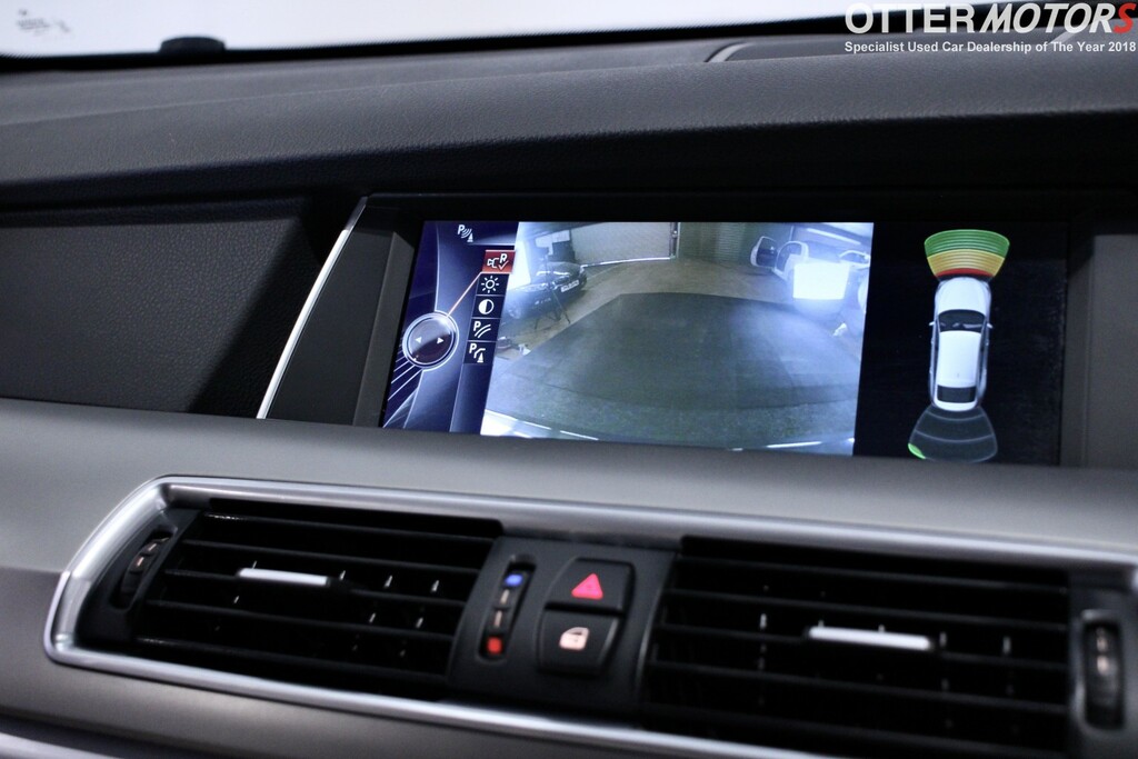BMW 5 Series Gran Turismo 530D Luxury White #29